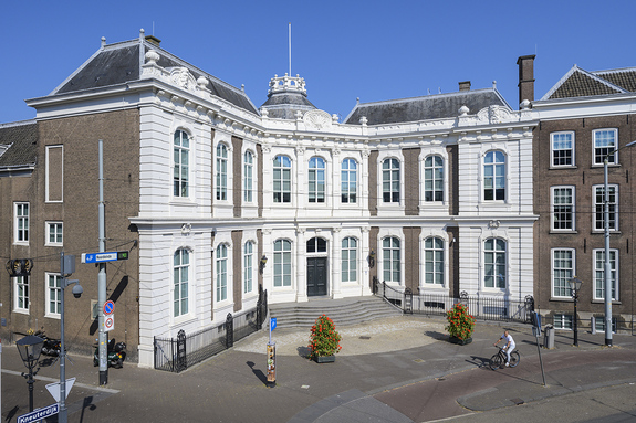 Gebouw Raad van State aan de Kneuterdijk