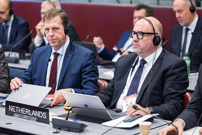 Duijmaer Van Twist (links) en Nehmelman (rechts) bij de vergadering van de ASGP