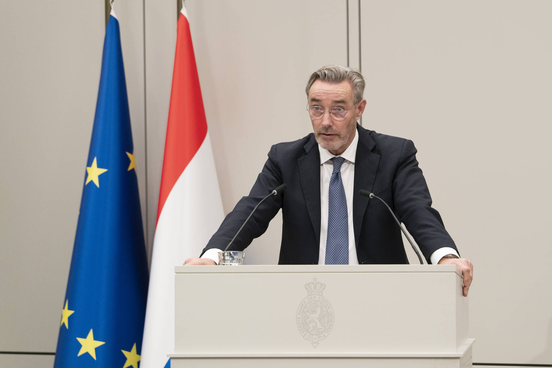 Senator Van de Sanden (Fractie-Van de Sanden)